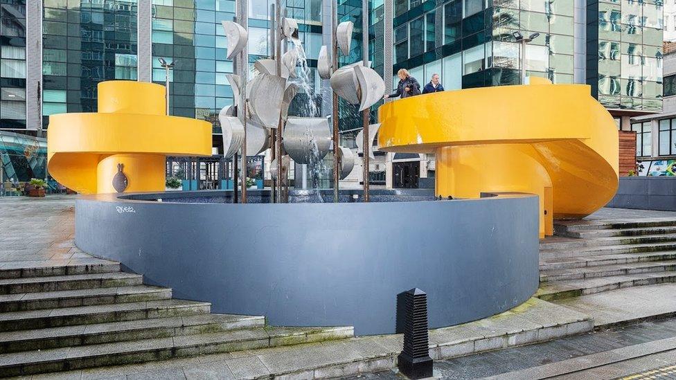 Liverpool's Piazza Fountain