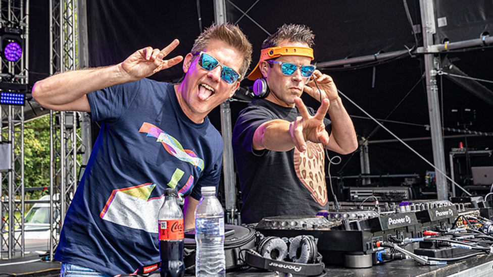 Dick and Dom on DJ set