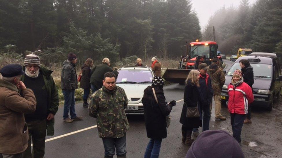 Woodburn oil protest