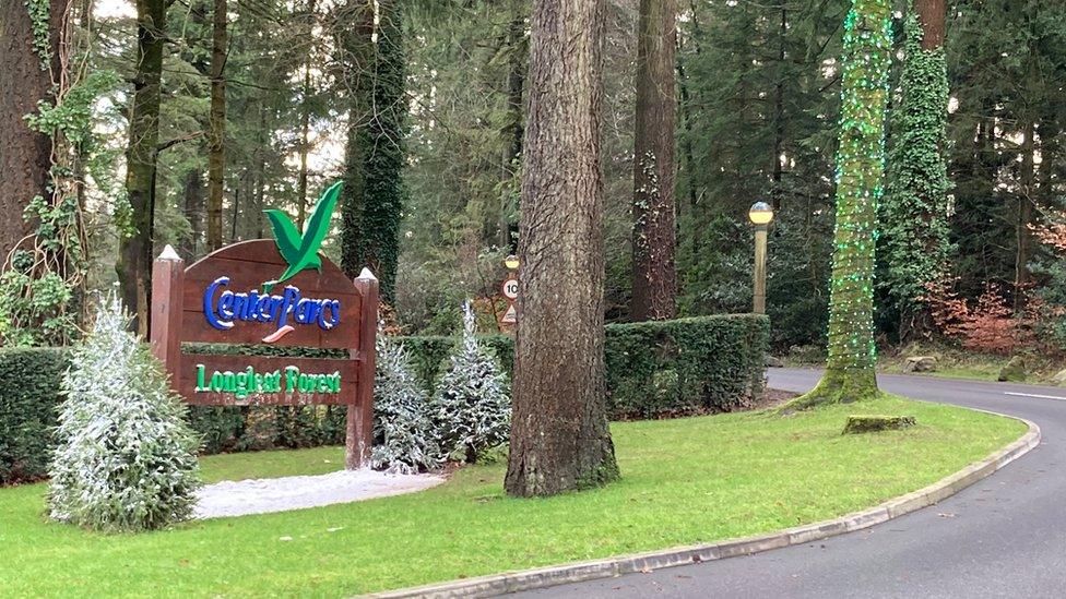 Longleat Center Parcs sign