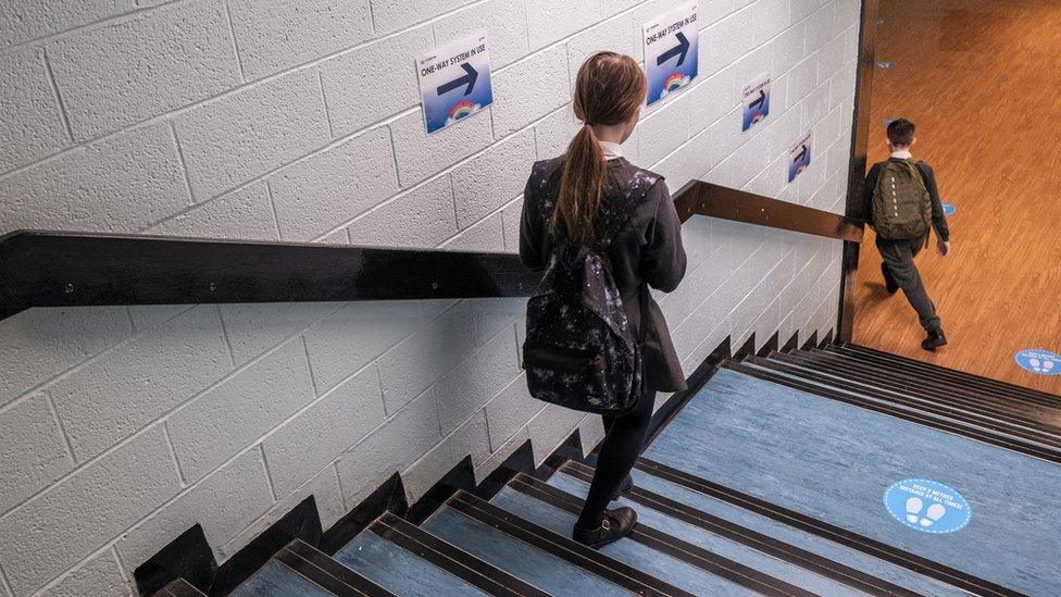 Secondary-school-stairs-with-social-distancing-markings.