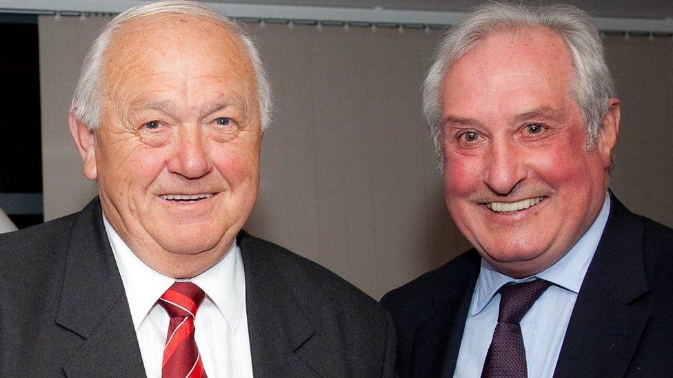 Clive Rowlands and Sir Gareth Edwards