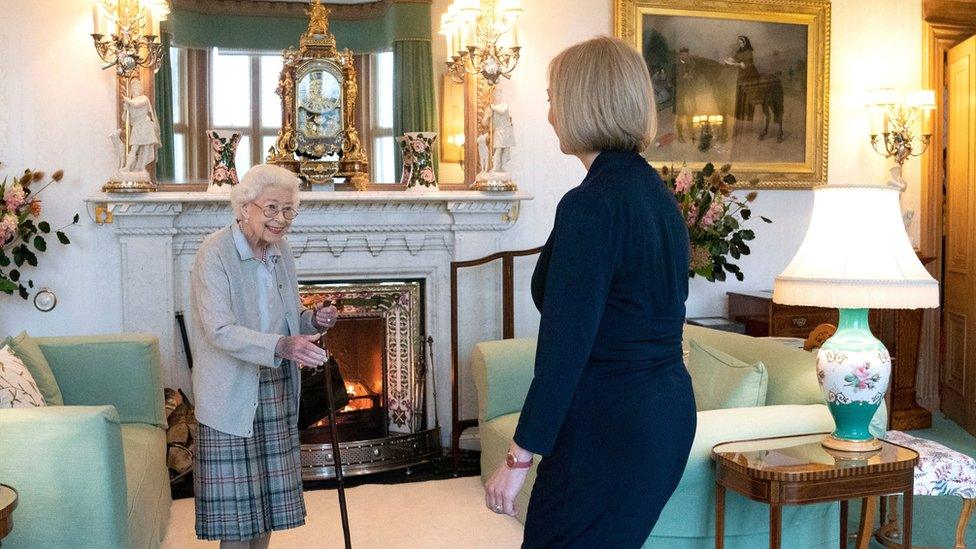 Queen-Elizabeth-II-and-Liz-Truss.