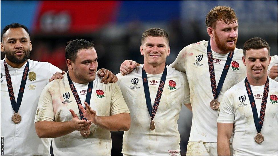 England line up for a team photo