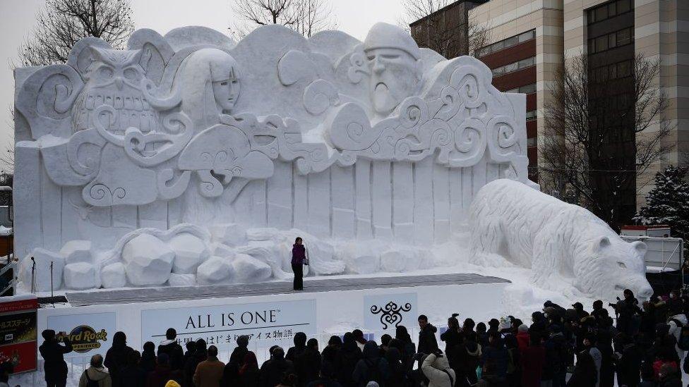 snow-sculpture-with-bear.