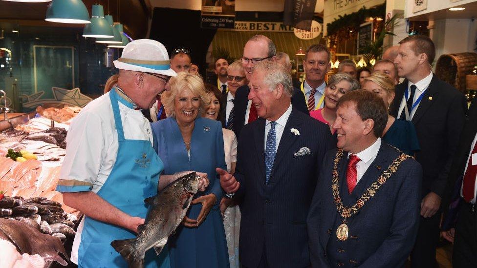 CORK, IRELAND - JUNE 14: Prince Charles, Prince of Wales and Camilla, Duchess of Cornwall meet fishmonger Pat O'Connell as they visit the English Market on June 14, 2018 in Cork, Ireland. The Prince of Wales and Duchess of Cornwall are paying a four-day visit to Northern Ireland and the Republic of Ireland. (Photo by Charles McQuillan/Getty Images)