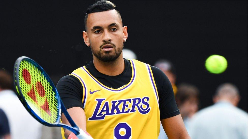 Nick-kyrgios-la-lakers-top.