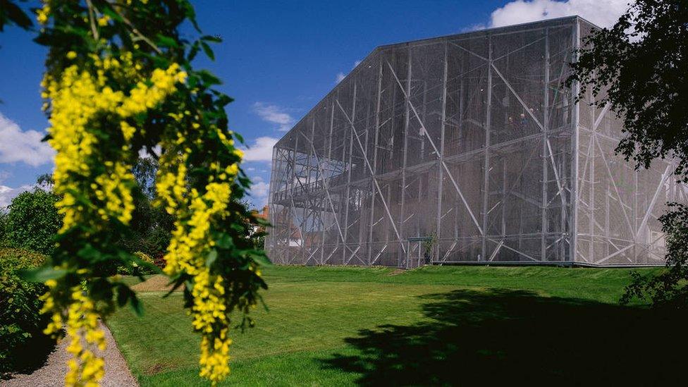 the-hill-house-with-mesh-covering