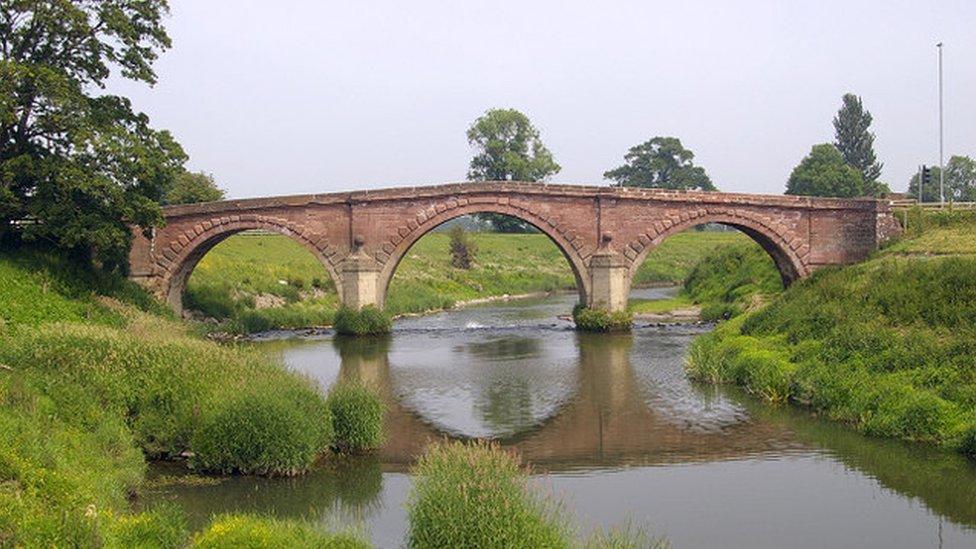 Llandrinio bridge