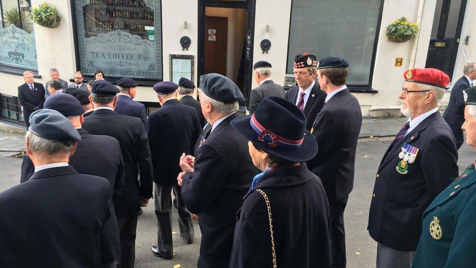 Veterans gather for memorial service