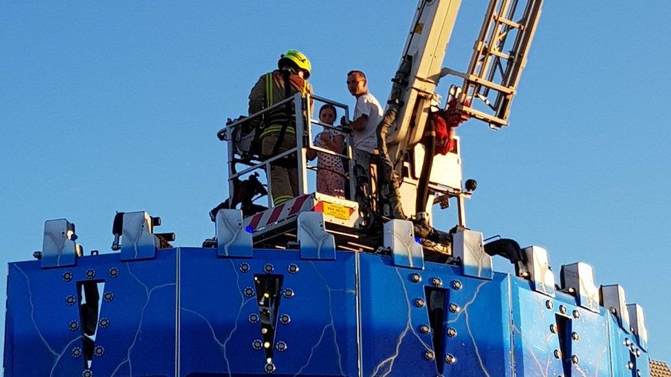 People stuck on a Barry Island fairground ride