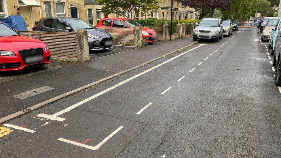 Road marking on Denmark Road