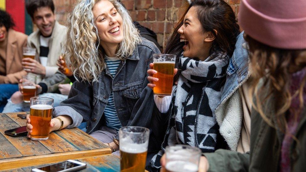 Women in a bar