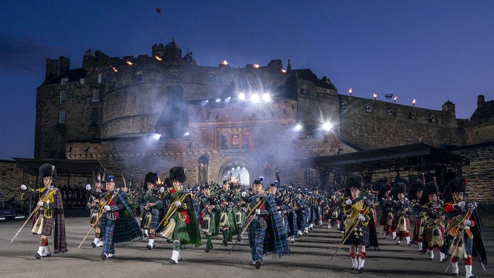 massed pipes and drums