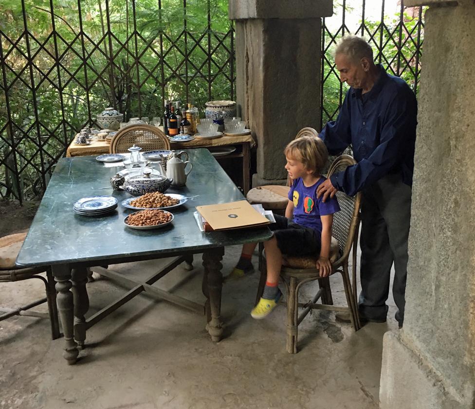 Prince Cyrus with Justin's son at the table