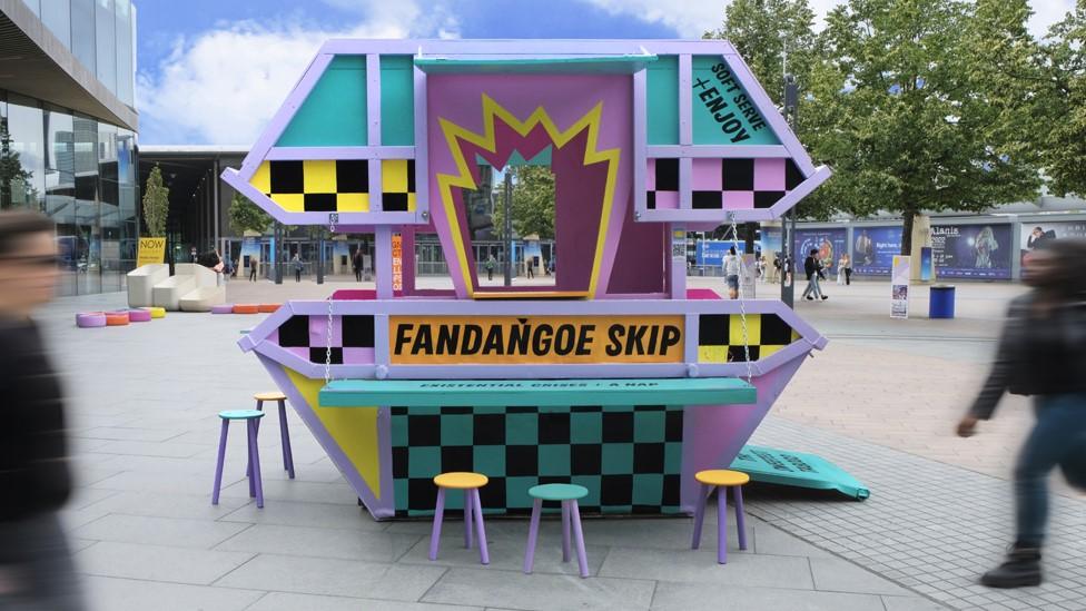 The Fandangoe Skip