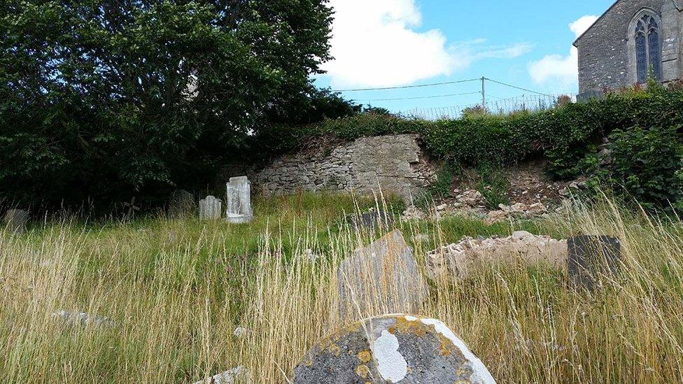 St Sadwrn, Henllan, in Denbigh