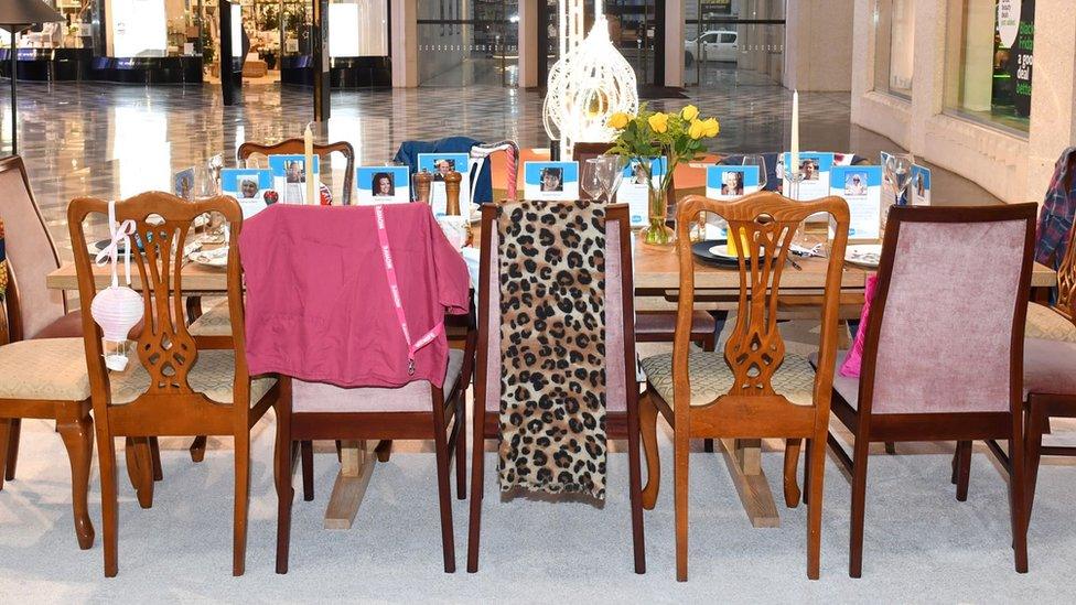 Table set without guests