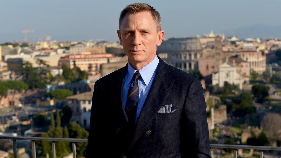 Daniel Craig