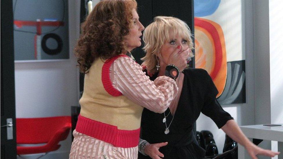 Jennifer Saunders and Lulu in Absolutely Fabulous