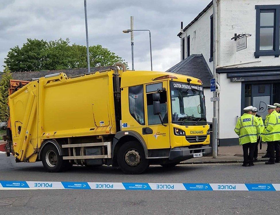 Bin lorry