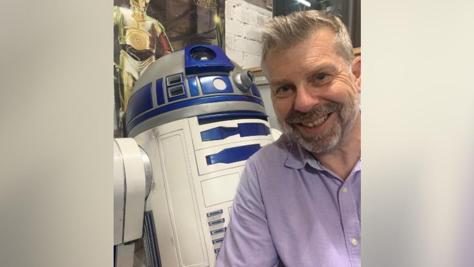 Jason Harris with his R2D2 replica