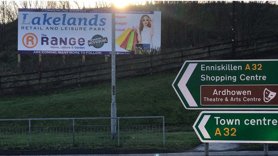 Sign for Lakelands Retail park