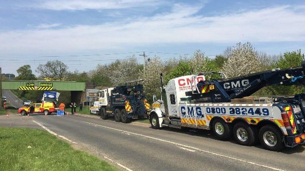 Recovery vehicles