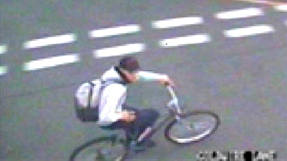 Cyclist caught on CCTV