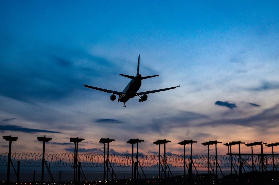 Plane landing at Heathrow