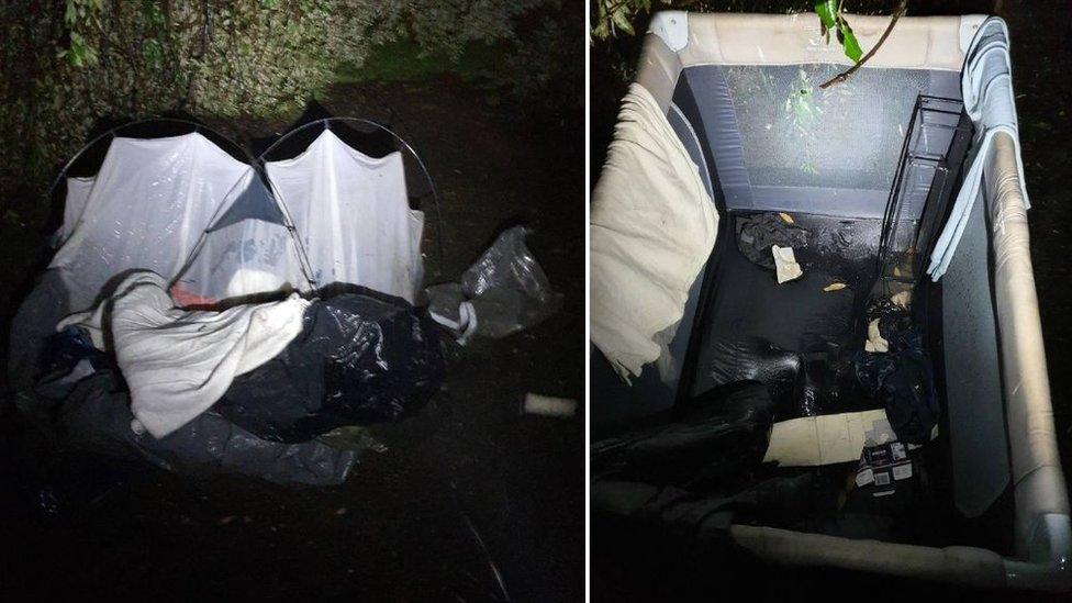 Tent and travel cot left in Queens Park