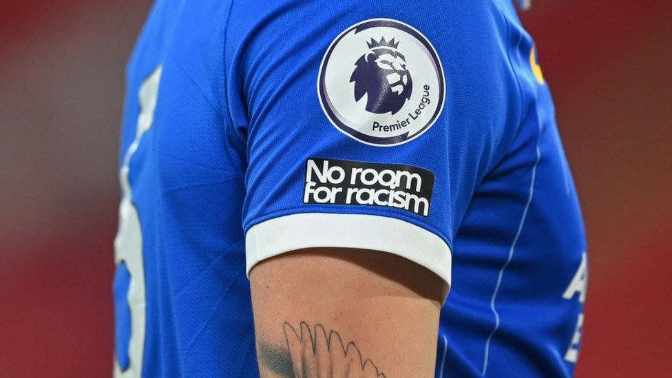 Premier League, racism badge.