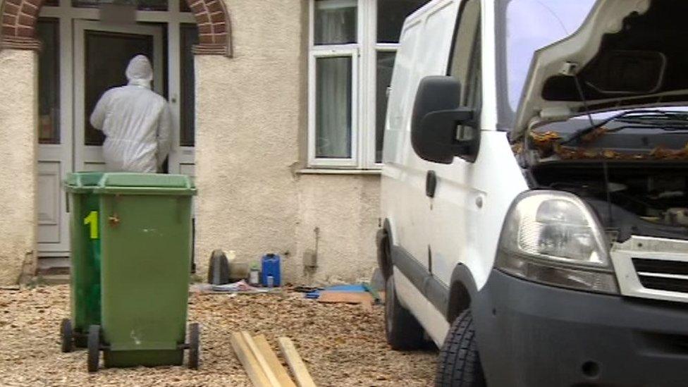 Forensic officer in Brooklyn Road