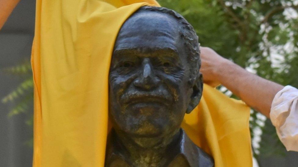 Bust of Gabriel Garcia Marquez in Cartagena