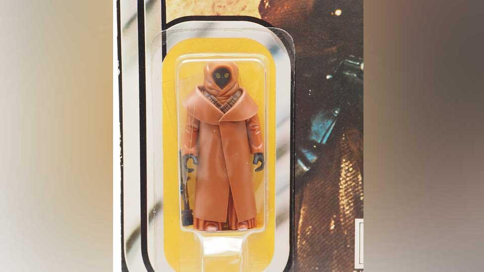 Star War Jawa figure with Vinyl coat