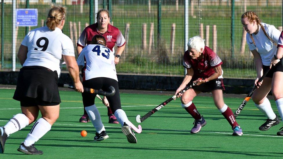 Steph Daniels playing with Bedford Hockey Club