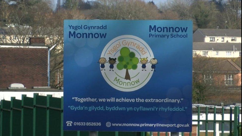 ysgol gynradd monnow