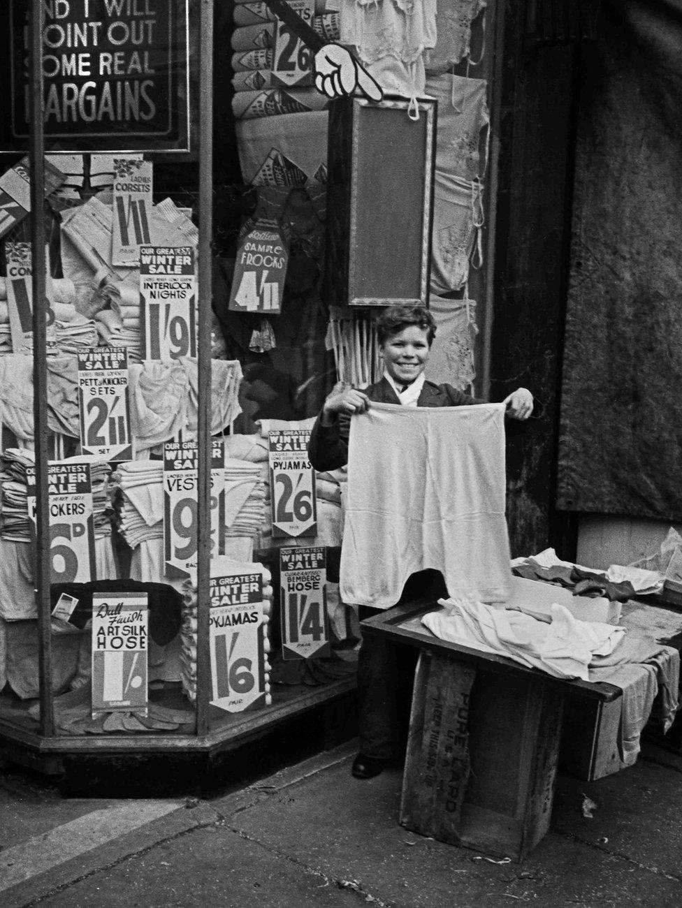 Haberdashers, Canning Town, London 1938