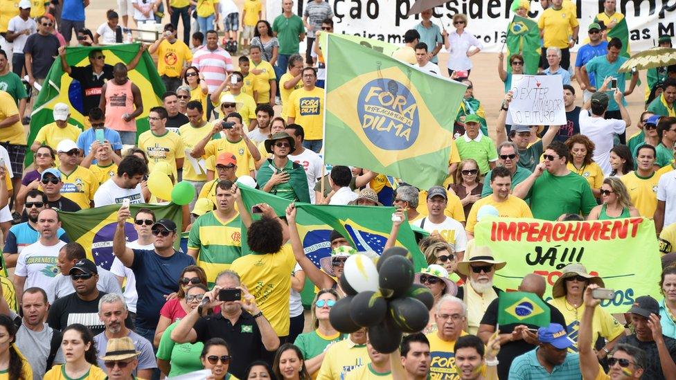 Demostrators protest against the government of Brazilian President Dilma Rousseff in Brasilia, on March 15, 2015.