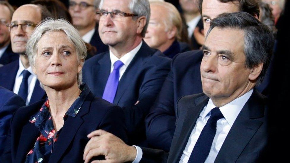 Francois Fillon (right) and his wife Penelope Fillon in Paris (29 January 2017)