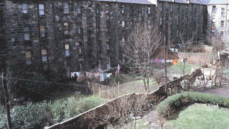 Reidvale back courts