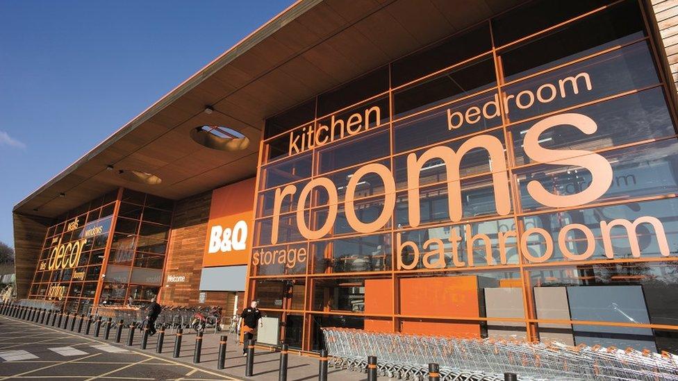 B&Q store front