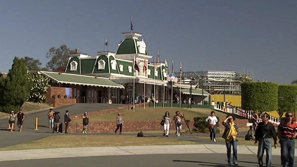 Visitors leave Dreamworld after fatal accident. 25 Oct 2016