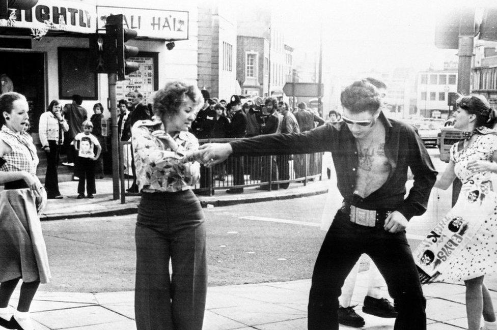 Elvis fans in 1977