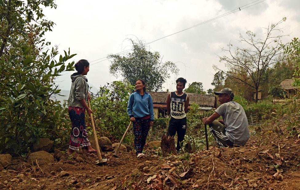 Leisang villagers