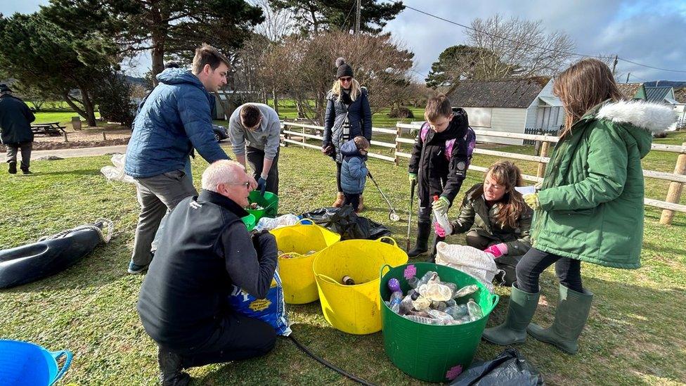 Beach litter pick