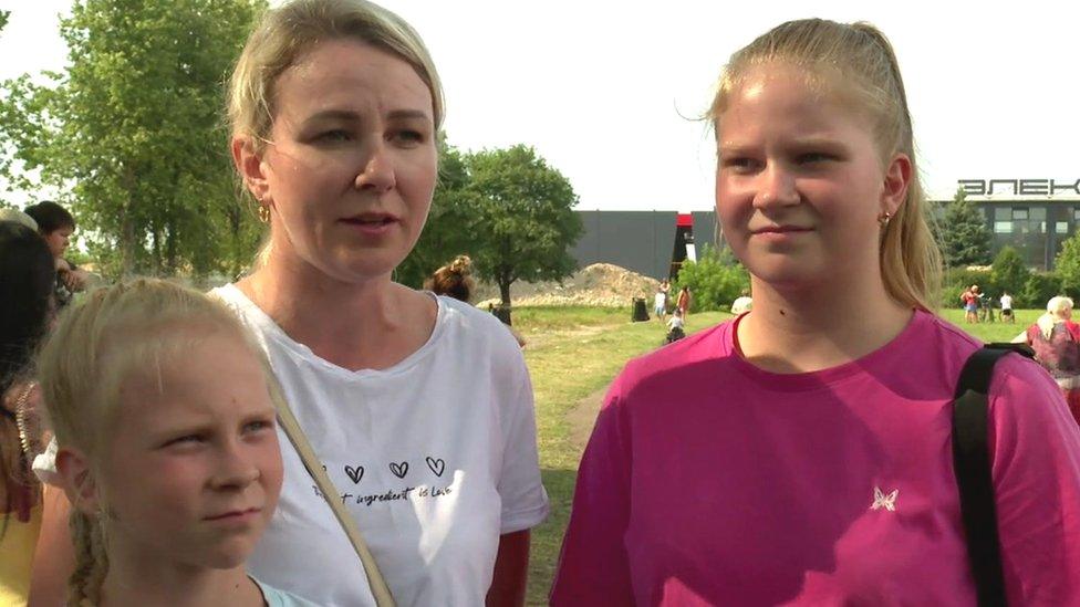 Tatyana and two daughters in Pskov