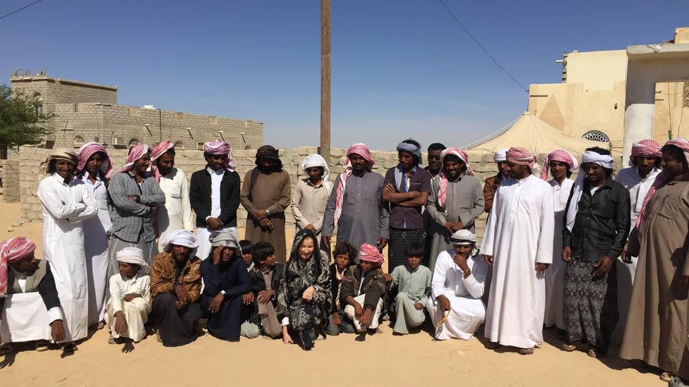 Elisabeth Kendall with tribesman in Yemen