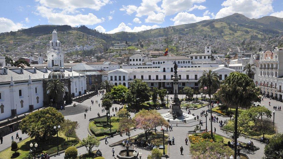 Quito skyline