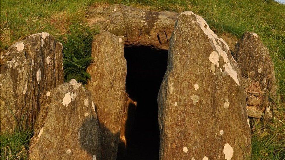 Bryn Celli Ddu